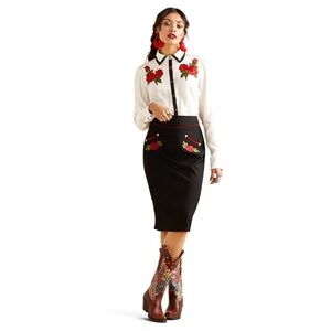 Ariat Rodeo Quincy Black Pencil Skirt w/ Red Rose Embroidery | NWT | Size 8